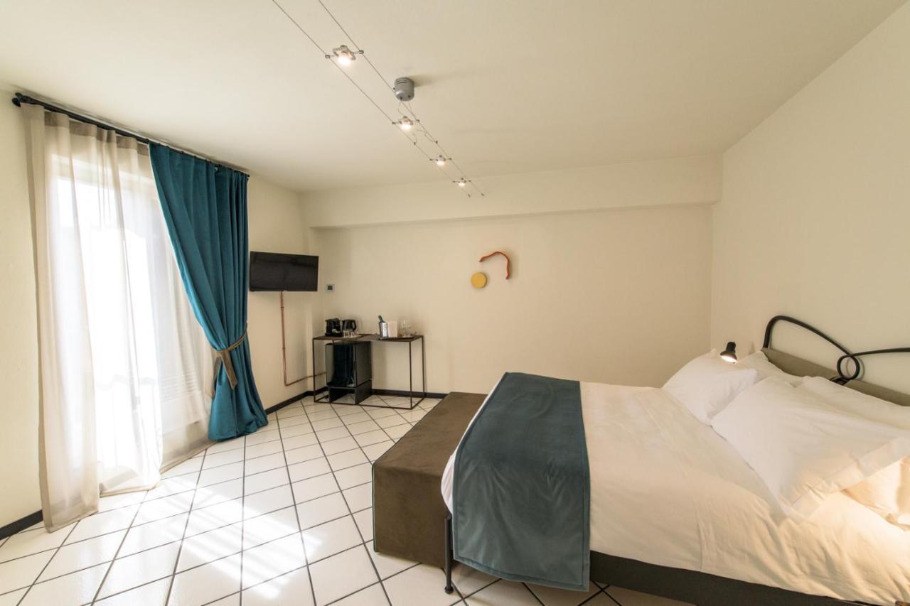 Palazzo Sertorio Suites Gavi Exterior foto